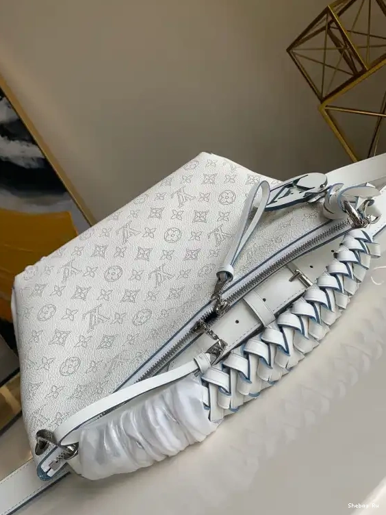 HOBO VUITTON MM LOUIS BEAUBOURG 0622